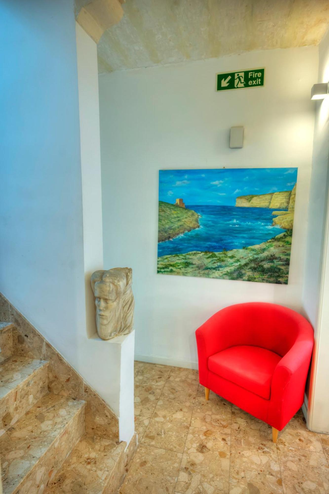 Seaview Sliema 30 Seconds To High Street & Ferry, 2X Double En-Suite Bedrooms, Modern Whole Traditional Townhouse, Kitchen, Living Area, & Roof Terrace Dış mekan fotoğraf