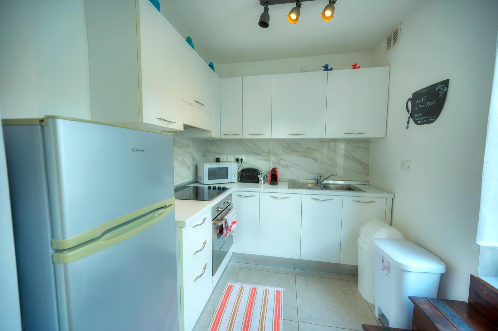 Seaview Sliema 30 Seconds To High Street & Ferry, 2X Double En-Suite Bedrooms, Modern Whole Traditional Townhouse, Kitchen, Living Area, & Roof Terrace Dış mekan fotoğraf